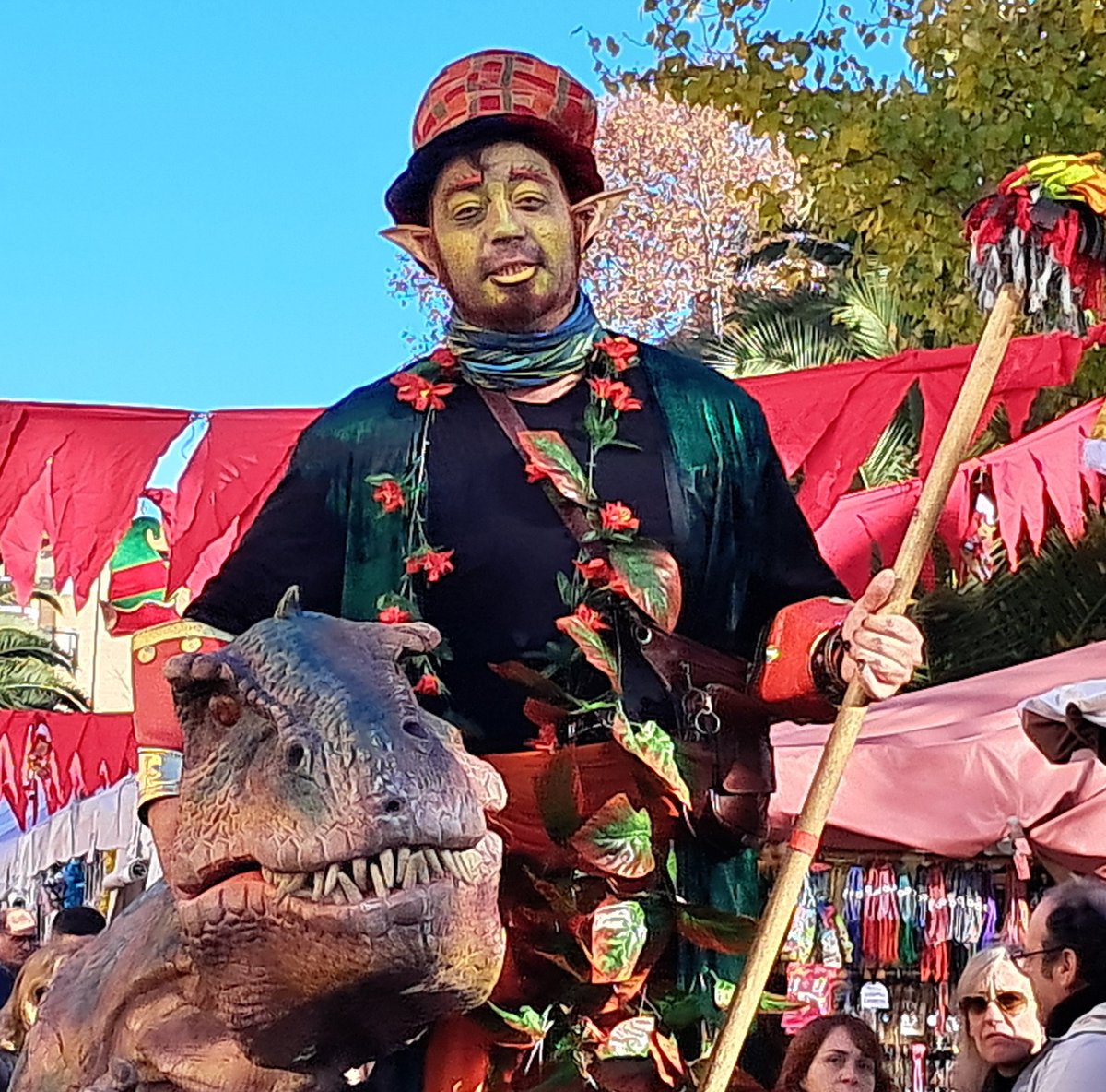 AmanecerEvents's tweet photo. Espectáculos, talleres,animación ,acrobacias y muchas actividades más para toda la familia y todas las edades,#mercadostematicos,#diadelafamilia,#dinosaurios,@jnl1993,@casaljovebur,@FiestasAlacant,@CulturaAlgete,@ajuntburriana,@AjAlbaida,@festesdeCS,@CulturaMurcia,#diafamilia https://t.co/YpkYtBWFGp