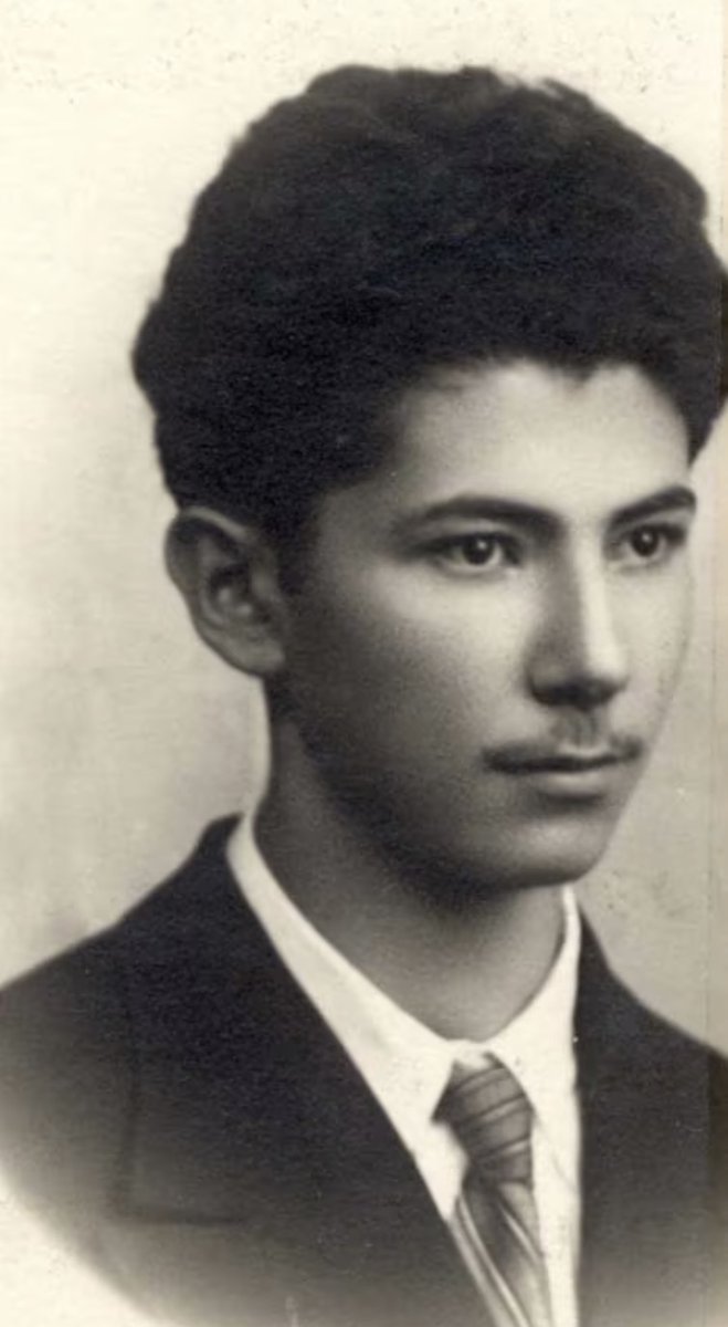 AuschwitzMuseum's tweet photo. 3 February 1916 | Italian Jew, Alberto Cassin, was born in Busca.

He was deported to #Auschwitz from Fossoli on 22 February 1944. 
He did not survive. https://t.co/zOD3LJRj04