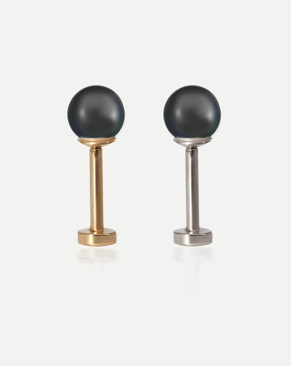 LenaJewellery's tweet photo. Elevate any ear styling with the understated elegance of a single pearl earring, designed as a flat back piercing stud. This exquisite piece, crafted from 18k solid yellow or white gold, embodies the essence of fine handcrafted jewellery 🩶🖤 #curatedear
https://t.co/uk4SqfvScF https://t.co/RYFX2pq4M7