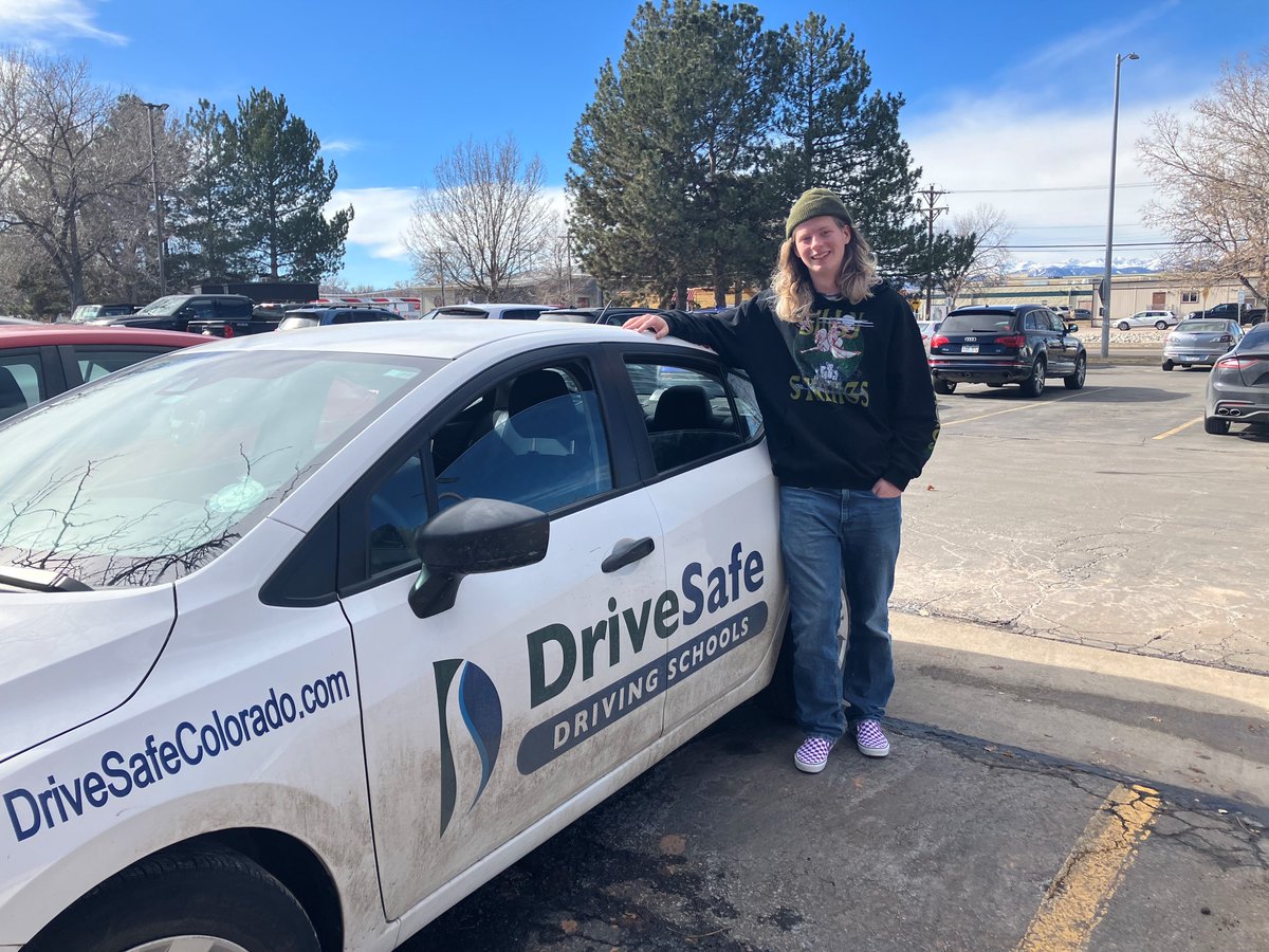 🎉 Huge congrats to Callahan for passing his drive test today! 🚗💨 We're so proud of you and all the hard work you've put in to get your #driverslicense!

Welcome to the road, and we wish you a lifetime of safe driving! 🏁👨‍🎓 #DriveSafe #studentsuccess #coloradodriverslicense
