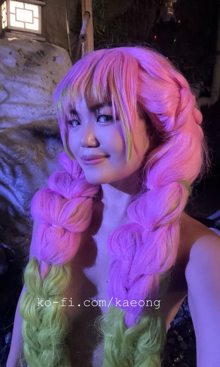 kae_ong's tweet photo. Some BTS for Valentines 💘 
#kimetsunoyaiba #mitsuricosplay #demonslayer https://t.co/PHmTK3ycr2