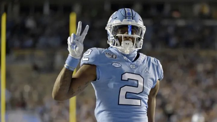 Julian โJuJuโ Burns 4โญ๏ธ SAF (@lxckdown_juju2) on Twitter photo Blessed to receive an offer from <a href="/UNCFootball/">Carolina Football</a> <a href="/Belichick_B/">Bill Belichick</a> <a href="/mlombardiuncgm/">Michael Lombardi</a> @On3Recruits <a href="/ChadSimmons_/">ChadSimmons</a> <a href="/samspiegs/">Sam Spiegelman</a> <a href="/247recruiting/">247Sports Recruiting</a> <a href="/SWiltfong_/">Steve Wiltfong</a> <a href="/CoachJMCollins/">Mike Collins</a> Blessed to receive an offer from <a href="/UNCFootball/">Carolina Football</a> <a href="/Belichick_B/">Bill Belichick</a> <a href="/mlombardiuncgm/">Michael Lombardi</a> @On3Recruits <a href="/ChadSimmons_/">ChadSimmons</a> <a href="/samspiegs/">Sam Spiegelman</a> <a href="/247recruiting/">247Sports Recruiting</a> <a href="/SWiltfong_/">Steve Wiltfong</a> <a href="/CoachJMCollins/">Mike Collins</a>