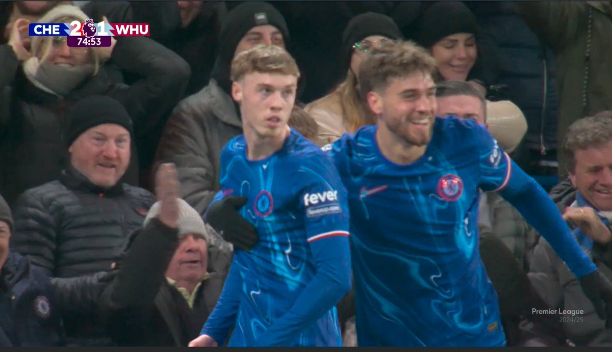 Premier League tweet media