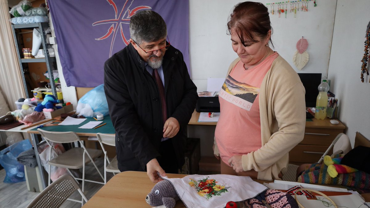 IOMSerbia's tweet photo. First hand experience how migrants accomodated at the asylum&reception centers across south ๐ท๐ธ spend their time, the services available to them, and the cooperation with local authorities, best highlights the way coordinated approach to #migrationmanagement functions in practice. https://t.co/4RLBuFrmxb
