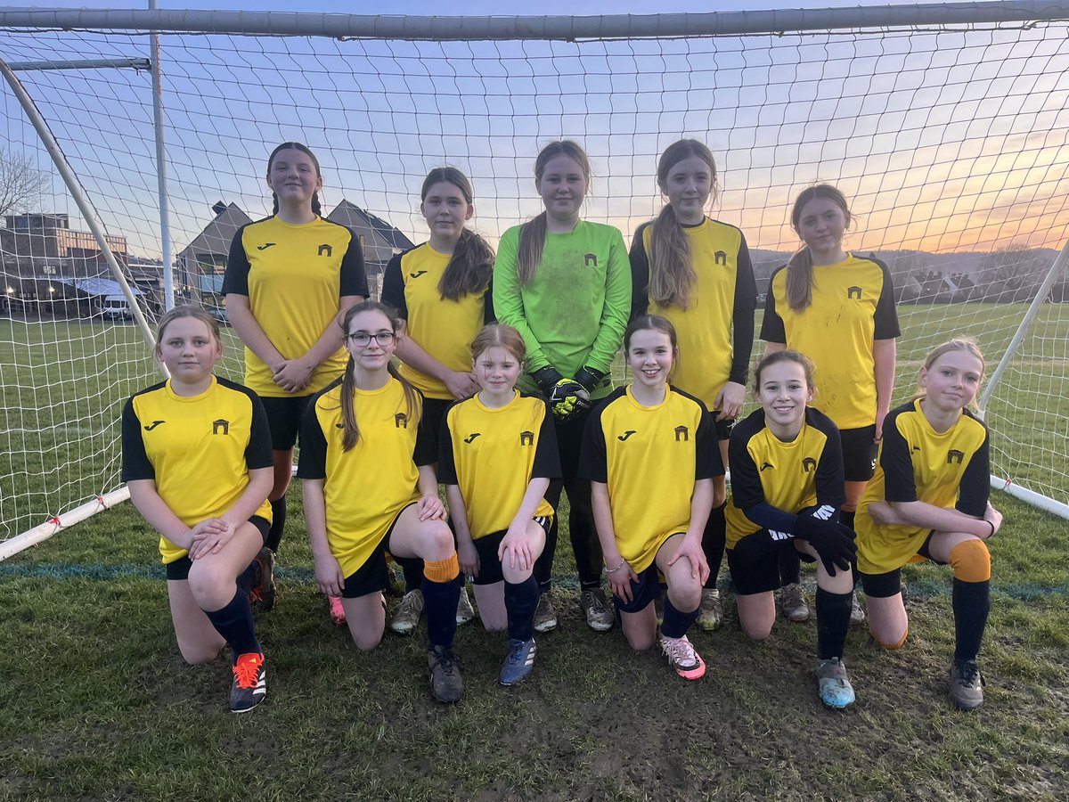 Thank you Kingshill for an excellent U13 National cup fixture, Archway progress to the next round after a 4-2 win with goals from India, Beth, Abbie and Sienna #ArchwayPride 💛 💙