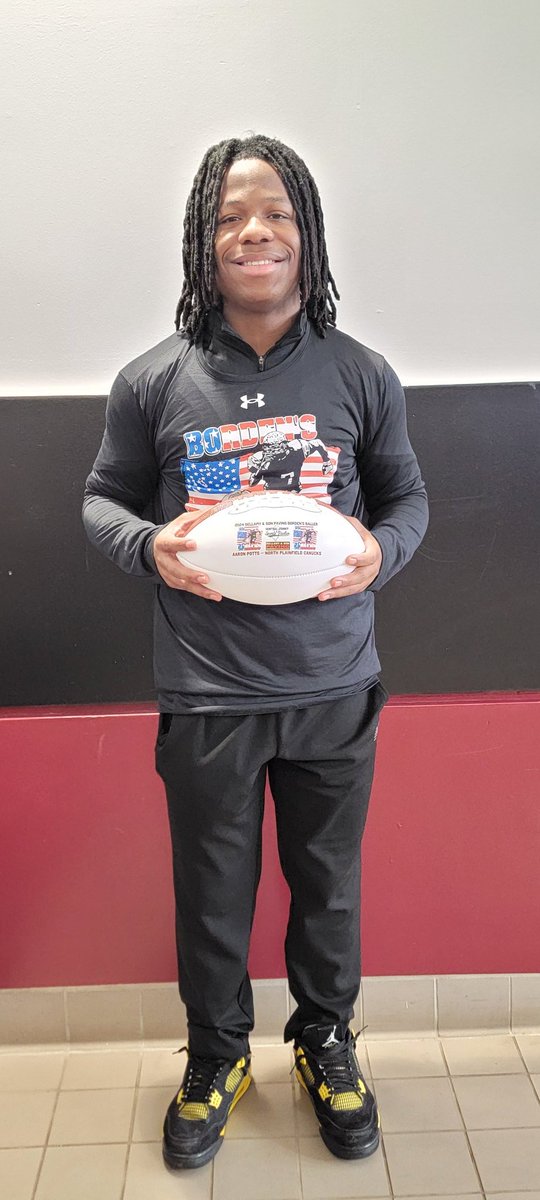 Marcus A. Borden (@bordenfb4ever) on Twitter photo Congratulations, Aaron Potts <a href="/AaronPottss/">Aaron Potts 🏀🏈</a> Borden's Baller <a href="/Canuck_Football/">Canuck Football</a> headed to his basketball game earlier today at Perth Amboy. Congratulations, Aaron Potts <a href="/AaronPottss/">Aaron Potts 🏀🏈</a> Borden's Baller <a href="/Canuck_Football/">Canuck Football</a> headed to his basketball game earlier today at Perth Amboy.