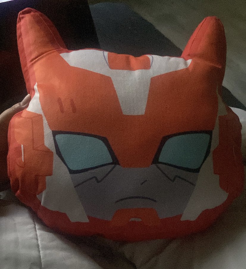 He’s here ‼️‼️
Thank you <a href="/Arcade_Bandits/">Arcade Bandits ⚠️ hiatus</a> for the emotional support ratch 🙏🏽