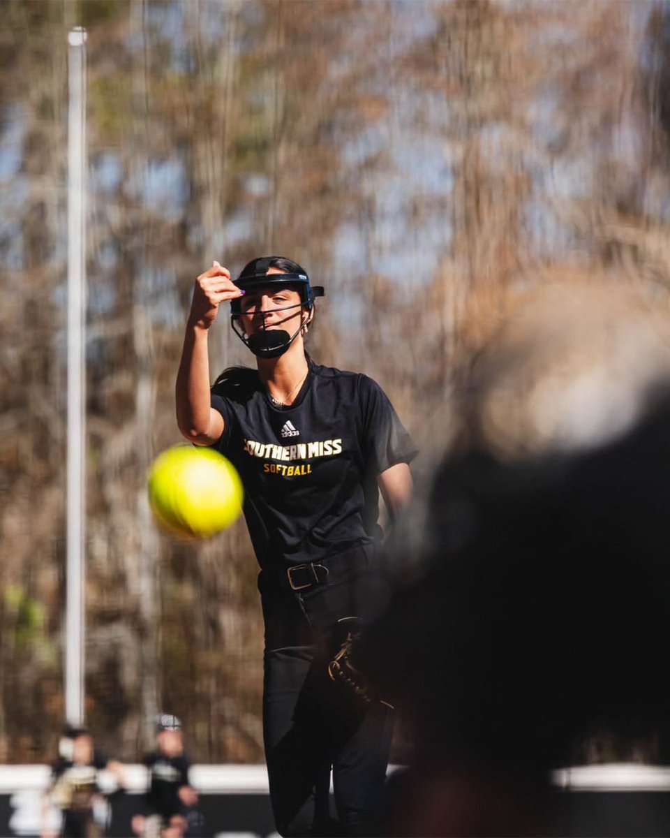 NCAA Softball tweet media