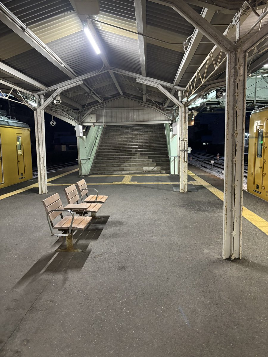 uteute13bomber's tweet photo. はじめてのルーブルなんてことなさそう https://t.co/a2tnNAbWYA