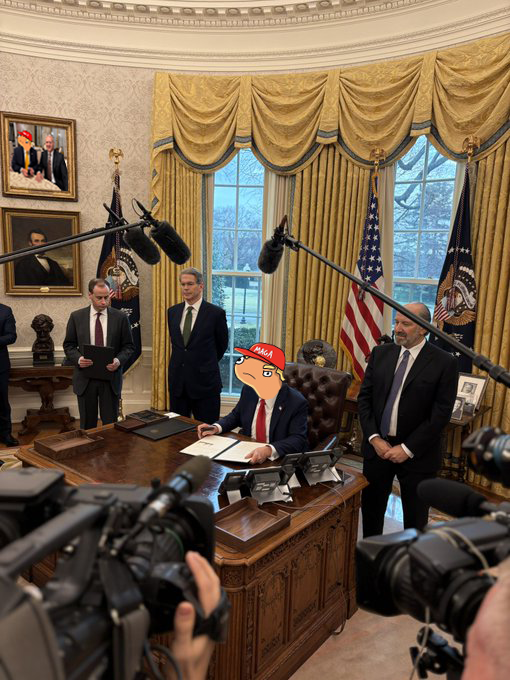Just signed a MASSIVE Executive Order for the BIGGEST Sovereign Wealth Fund EVER! 💸 Making America RICH again! Tremendous wealth, all for AMERICA! Plus, we're on an $ETH buying spree - TWLF snagged 86k ETH for $220M in the past 7 hours. Make Ethereum Great Again. Hint: WE WILL!