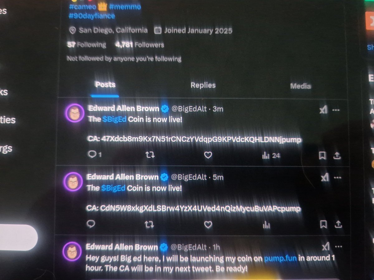 SolCryptoSpyder's tweet photo. @BigEdAlt How many rugs you going for 🤣 https://t.co/gMD6YhPvrF