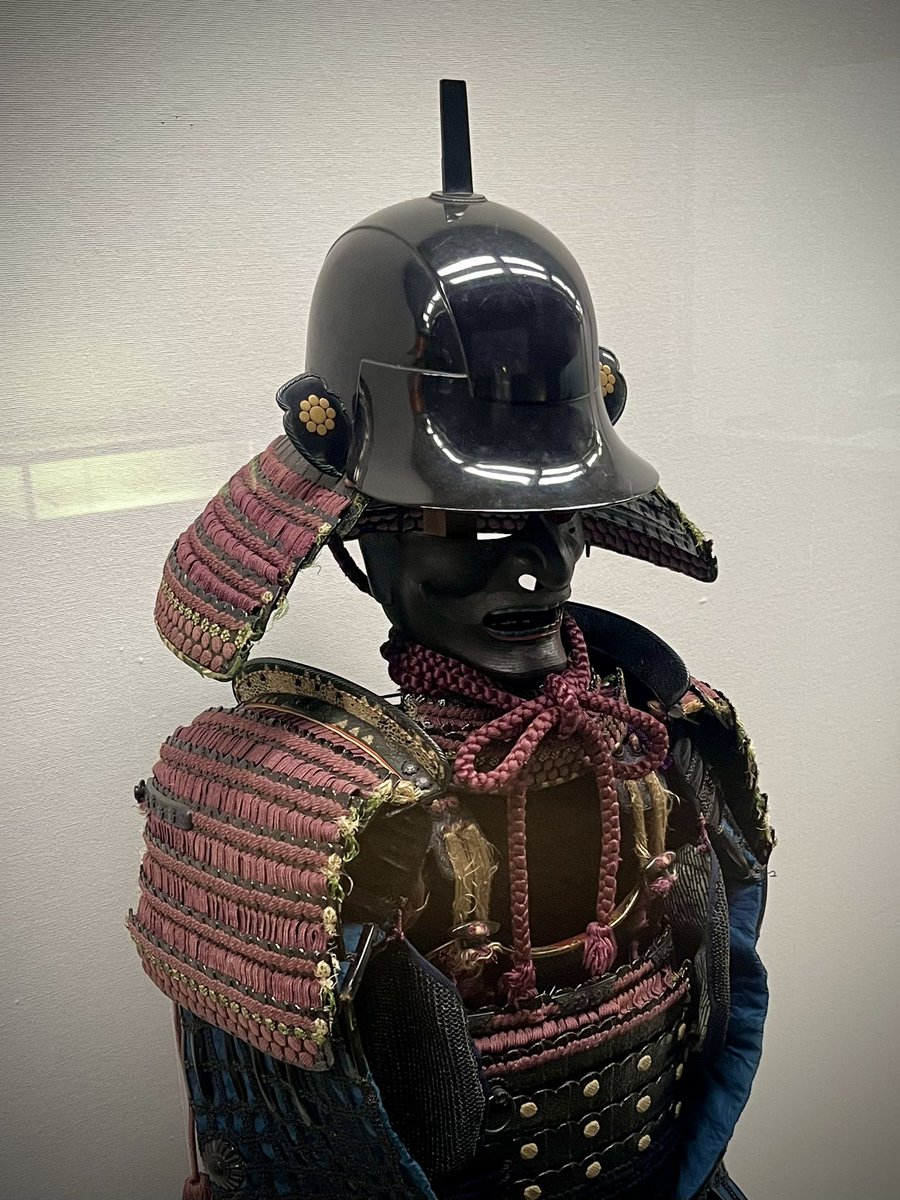 日曜の甲冑活① 肥後国熊本藩3代藩主・細川綱利所用の「黒革包勝色威二