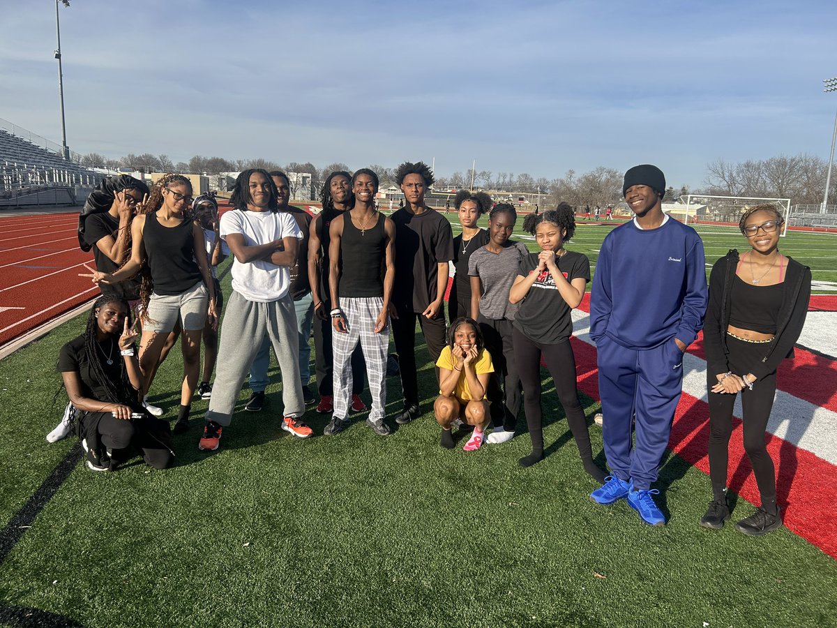 It’s starting to feel like track season!☀️🔥