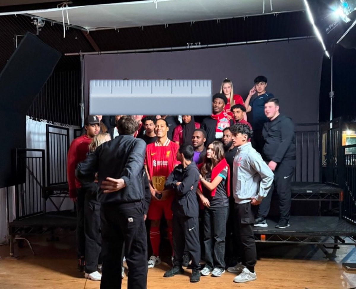 Who Is Gręgg🇿🇼? tweet media