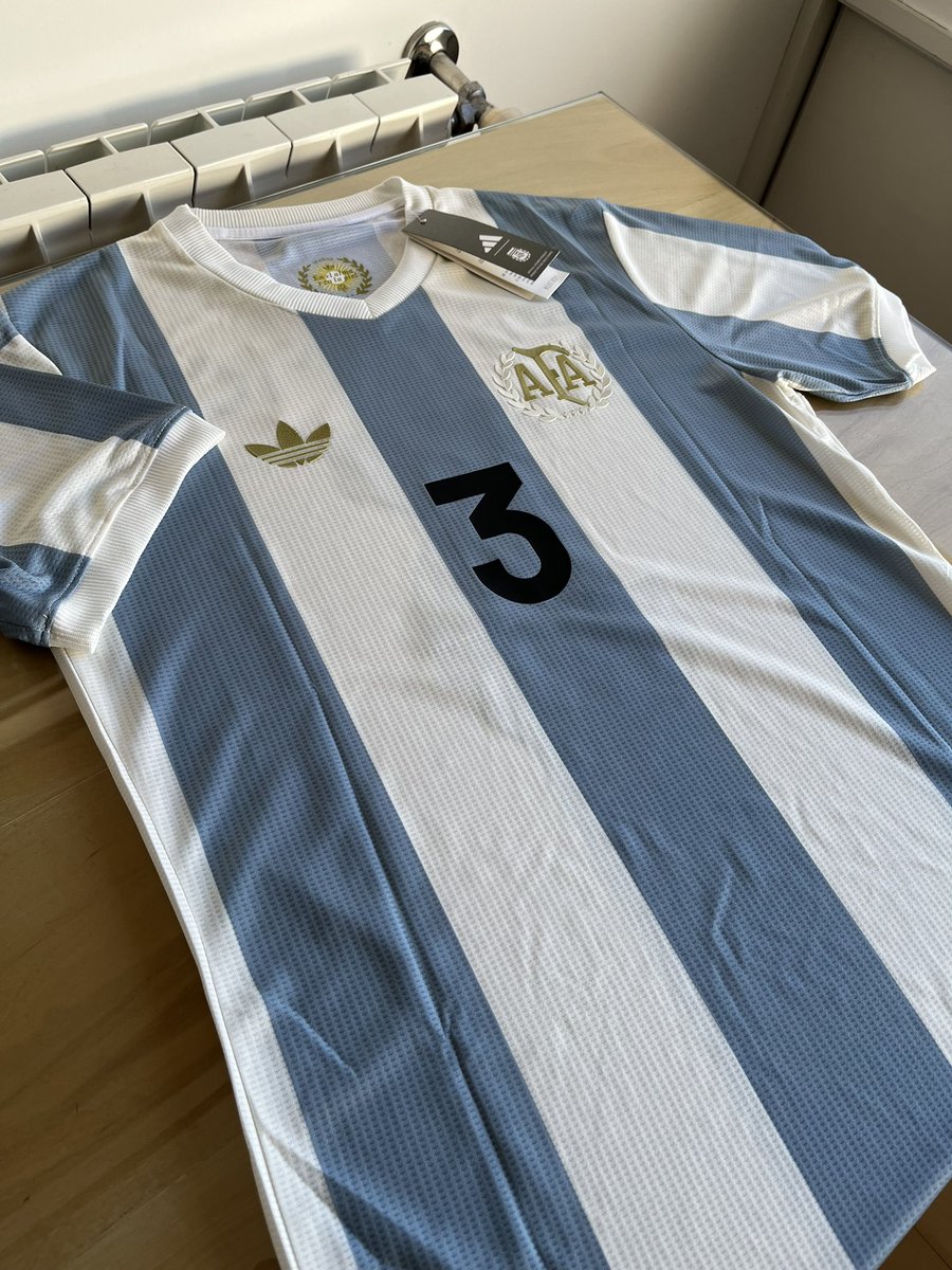 fenoll_igna's tweet photo. ¡3er pedido en China! 🇨🇳 De la mano de @GorrasCavs . Siempre me sorprendo con la calidad, que es una locura. Te hago una consulta @GorrasCavs , quiero hacer un pedido de 6 prendas ¿Tendré algun problema? https://t.co/mSagqBagtj