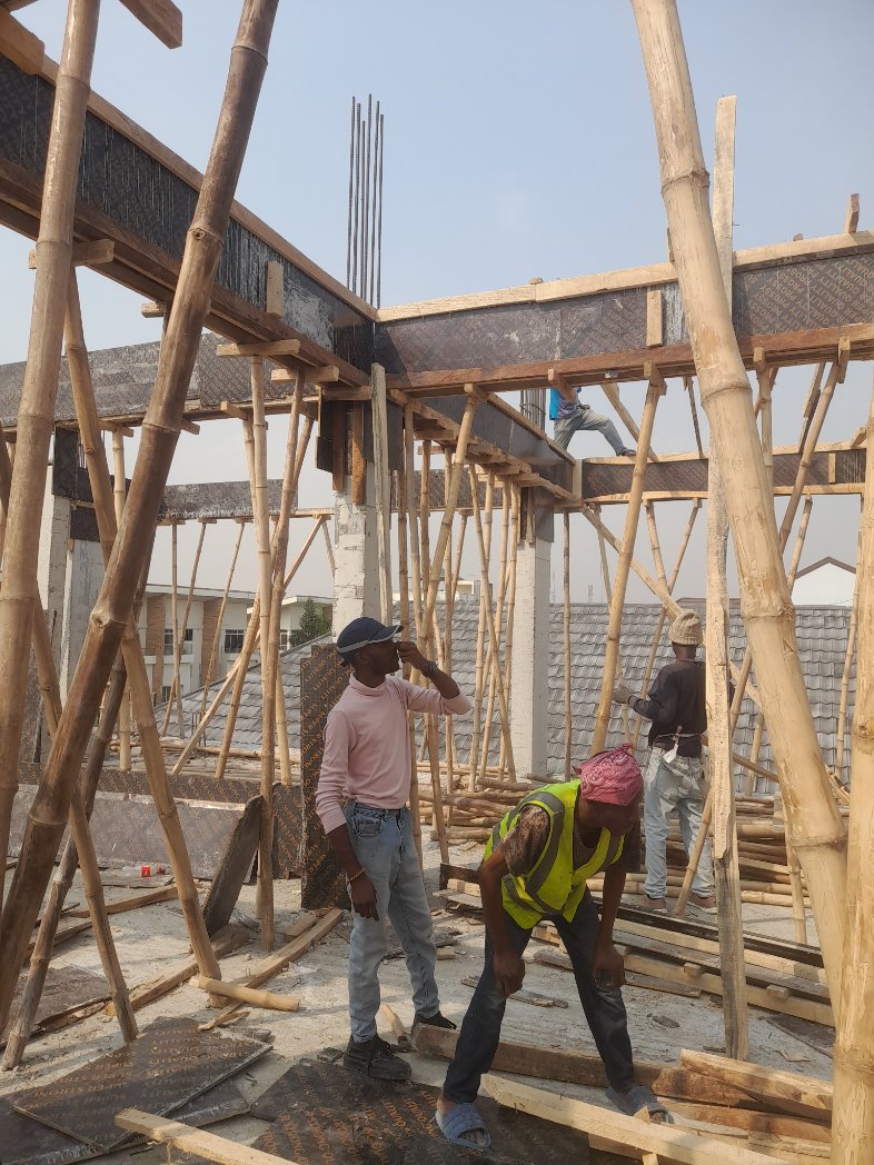 Alexjustyno's tweet image. The use if proper materials in construction cannot be overemphasized. For example when you use bad wood as your suspended slab formwork indeed you&apos;ve saved money initially but you&apos;ll over spend to properly render the bad surface it&apos;ll give you beneath. 
#DoingItBetter