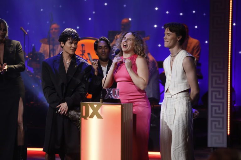 NELLIE 🏒 tweet media