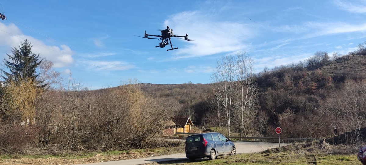 arheoinst's tweet photo. At the start of the year, taking advantage of the favorable weather, we launched a series of training sessions and field exercises focused on LiDAR surveying. In addition to hands-on experience and the acquisition of new skills, the team, led by Ivan Ninčić, is committed to debunking pseudo-archaeological narratives surrounding the alleged location of ancient Troy near Belgrade. We are also exploring new approaches to enhance and streamline our workflow.

Joining the young researchers from the Institute of Archaeology are archaeology students from the Faculty of Philosophy. Our work is supported by cutting-edge equipment from @DJIGlobal , with more than five days of recordings completed and dozens of successful drone flights conducted.