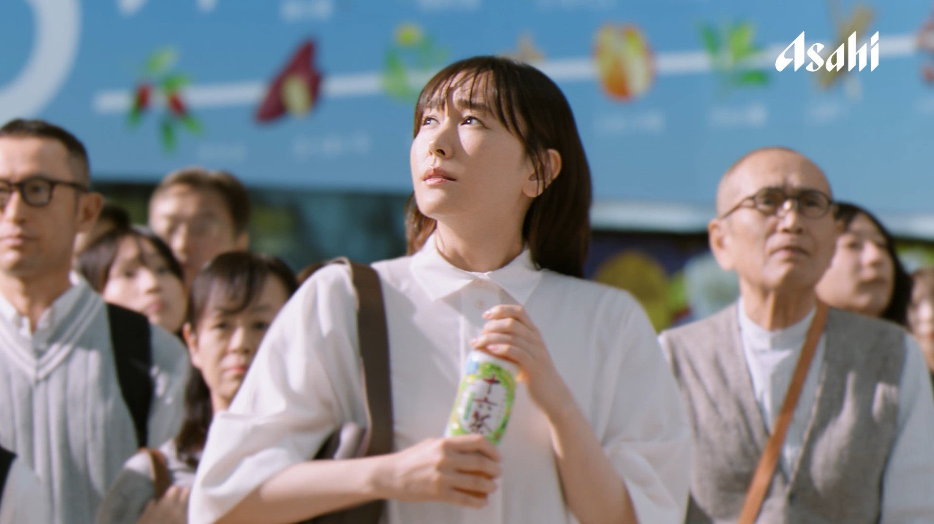 新垣結衣 超大型タペストリー 約131cmX約89.5cm 十六茶 新垣結衣 超大型タペストリー 約131cmX約89.5cm 十六茶