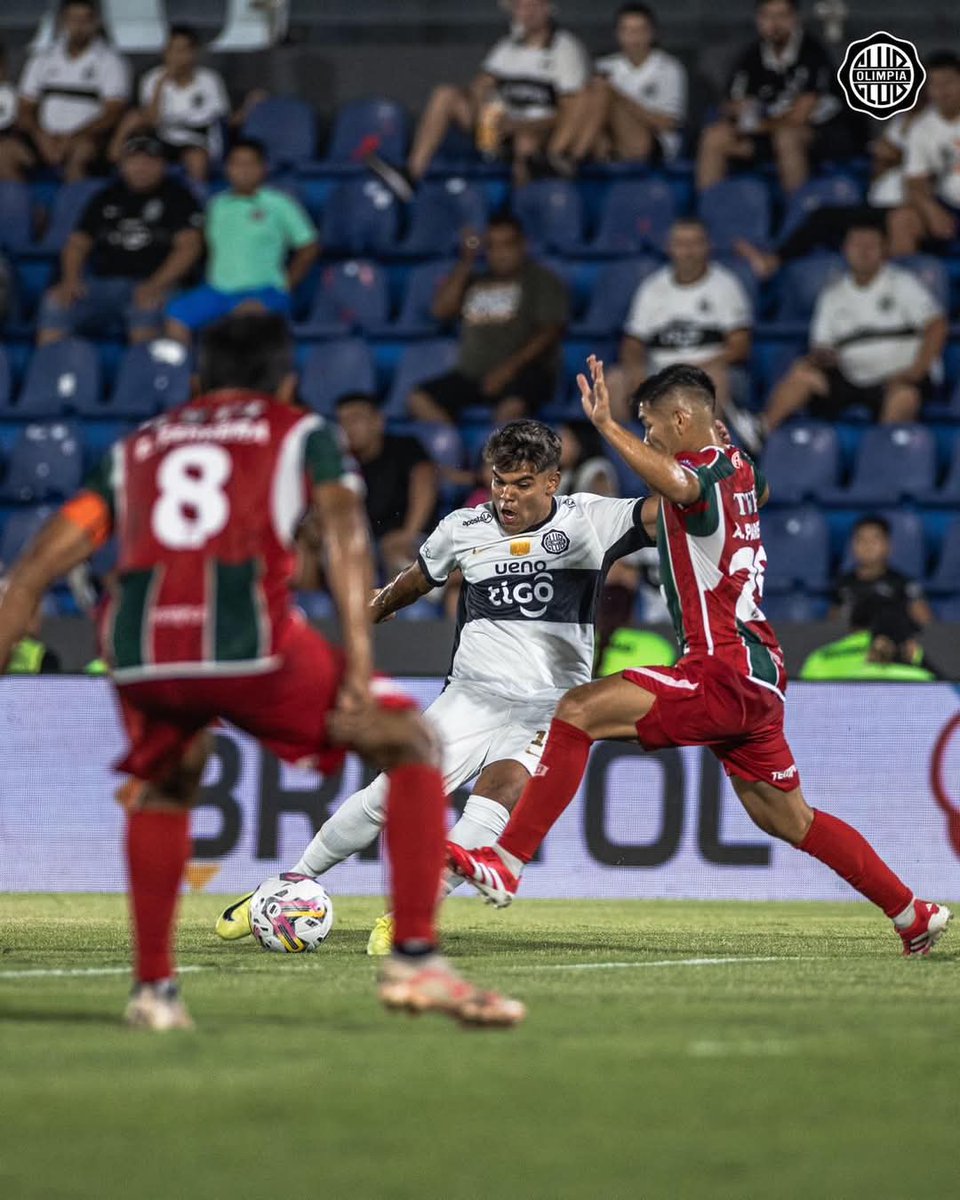 Hace algunas temporadas atras Rodney Redes se encontraba jugando en el Austin FC de la MLS. Para muchos una perla que perdió su brillo.

Desde que volvió, con un entrenador que le brinda confianza recuperó su nivel y sus actuaciones hablan por si solas.

#futbolparaguayo