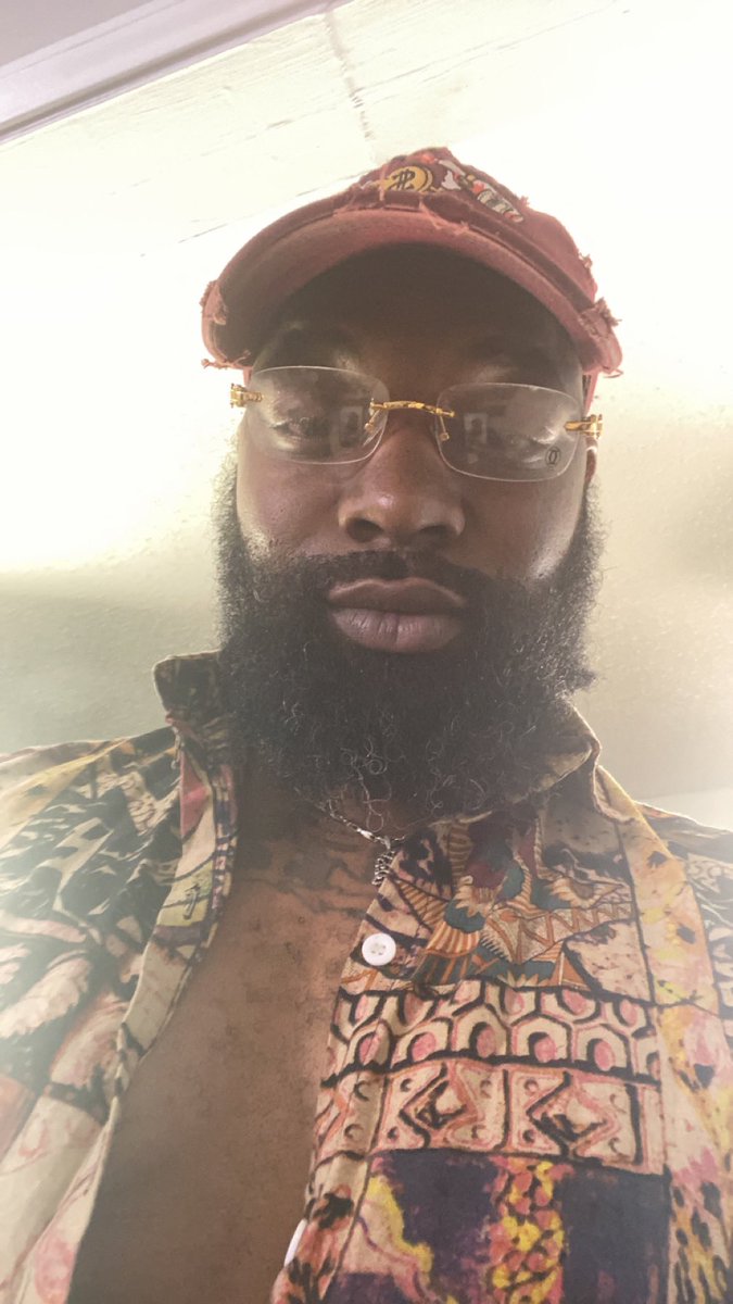 RickCode's tweet image. Ok maybe I’m a lil dark or whatever 😭😂😅