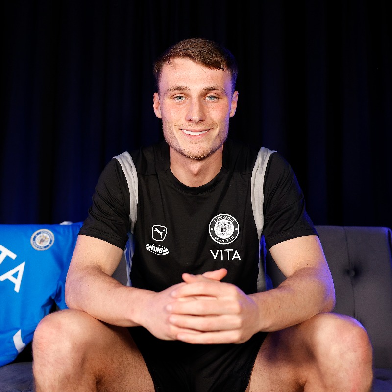 StockportCounty's tweet photo. ✍️ Welcome to #StockportCounty, Owen Moxon!

The midfielder becomes our final signing of the January transfer window, joining from Portsmouth for an undisclosed fee.

Owen has signed a three-and-a-half year deal at Edgeley Park  🙌

#StockportCounty