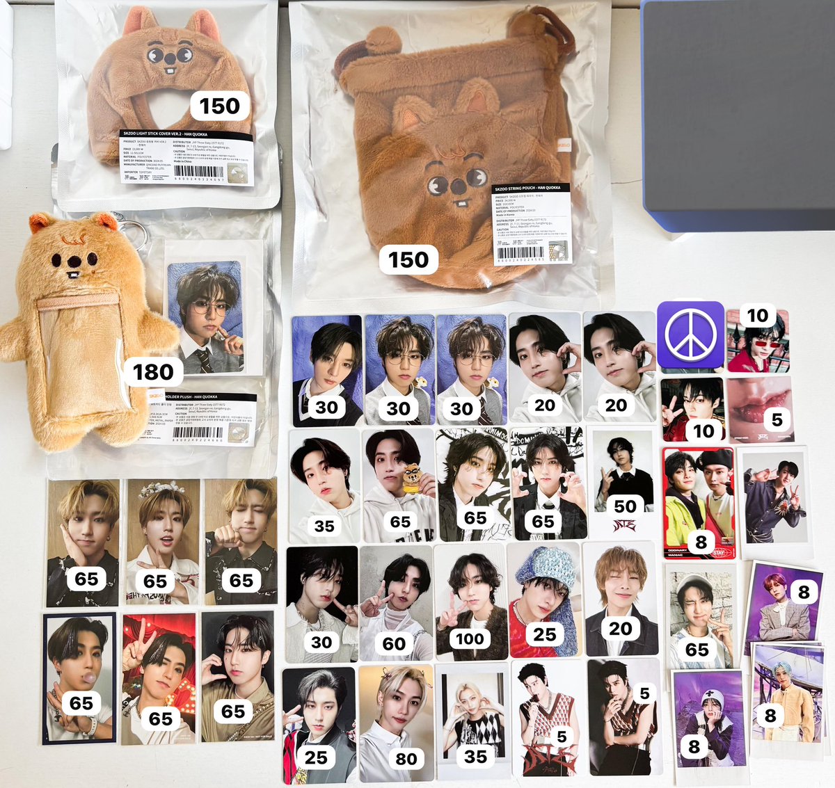 cinnachanrolls's tweet image. vendo / venda stray kids 

- valor da imagem + frete fixo 13,00 (frete de merch a calcular 
- tudo pronta entrega 
- chamar na dm apenas com certeza de compra 

🏷️ skz wts quokka Han jisung bangchan feliz seungmin merch sell