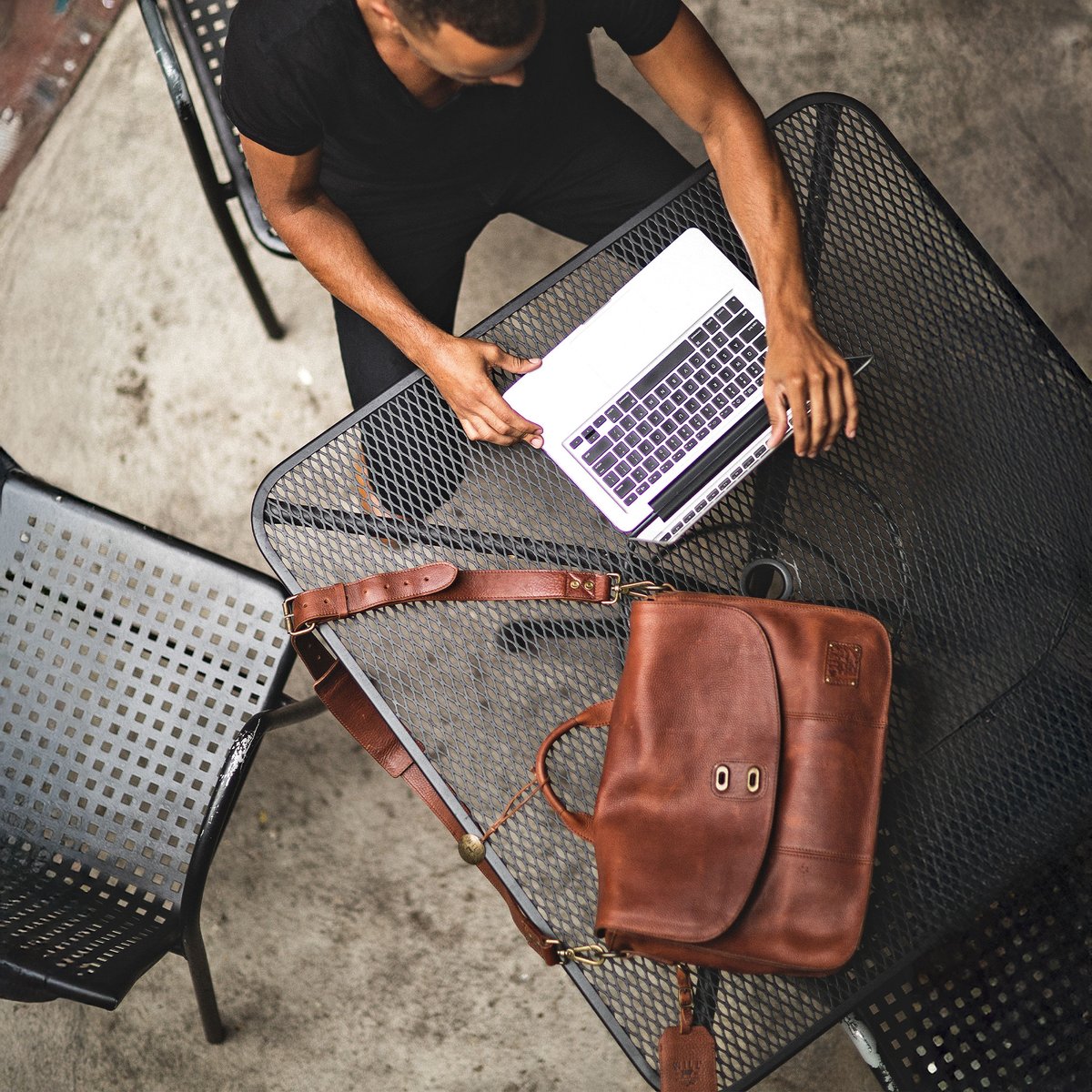 Our Kent Messenger will patina beautifully with time and become an irreplaceable symbol of your personality, and a faithful record of all the places and adventures you've had together.bit.ly/WLG_Kent.

#messengerbag #slingbag #crossbody #leatherbags #laptopbag #workbag