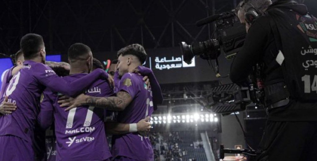 متى المشاعر تلاقى ؟ 
نلتـقي بكره 💜