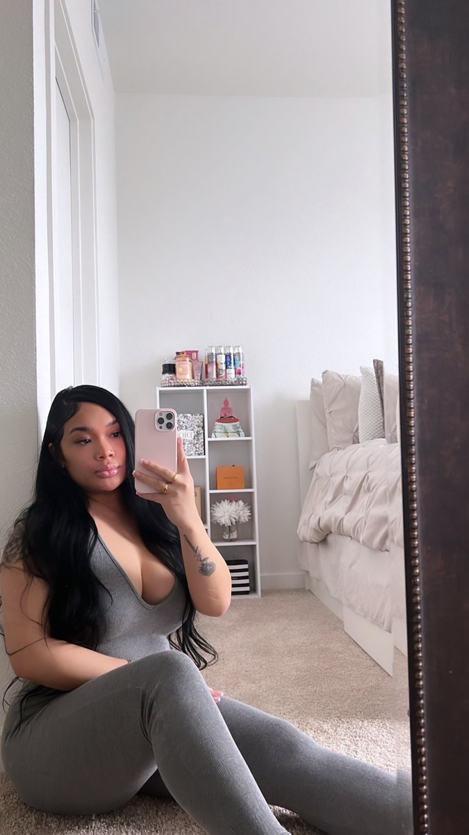LVtherealher's tweet photo. ☁️ https://t.co/rePP84Pbfk