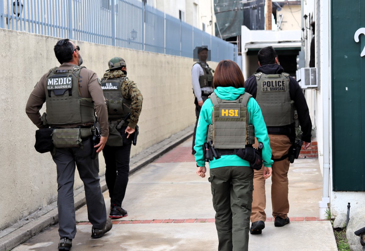 U.S. Marshals Service Los Angeles (@usmslosangeles) on Twitter photo The USMS C/CA, alongside <a href="/cacd_news/">U.S. District Court</a> and <a href="/HSILosAngeles/">HSI Los Angeles</a>, joined forces to enhance community safety by rigorously enforcing compliance among sex offenders in the city of Hawthorne. #CommunitySafety #USMS #StrongerTogether The USMS C/CA, alongside <a href="/cacd_news/">U.S. District Court</a> and <a href="/HSILosAngeles/">HSI Los Angeles</a>, joined forces to enhance community safety by rigorously enforcing compliance among sex offenders in the city of Hawthorne. #CommunitySafety #USMS #StrongerTogether