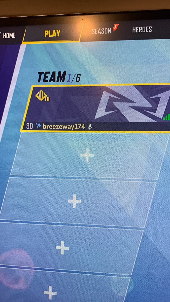 Locals⚡️ tweet media