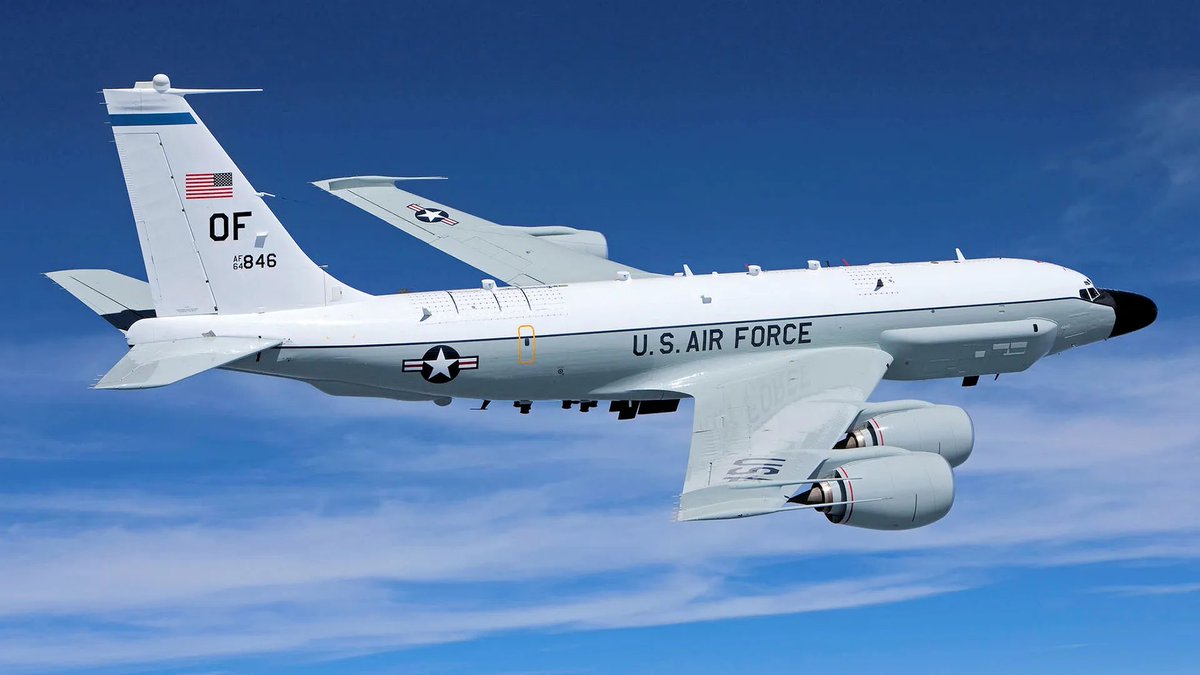 nicksortor's tweet image. 🚨 #BREAKING: U.S. Air Force Intelligence aircraft have entered Mexican airspace after Mexico agreed to cooperate in fighting the cartels

This is practically UNHEARD OF.

Pete Hegseth sent a warning to the cartels saying “all options are on the table.”

President Trump demanded…