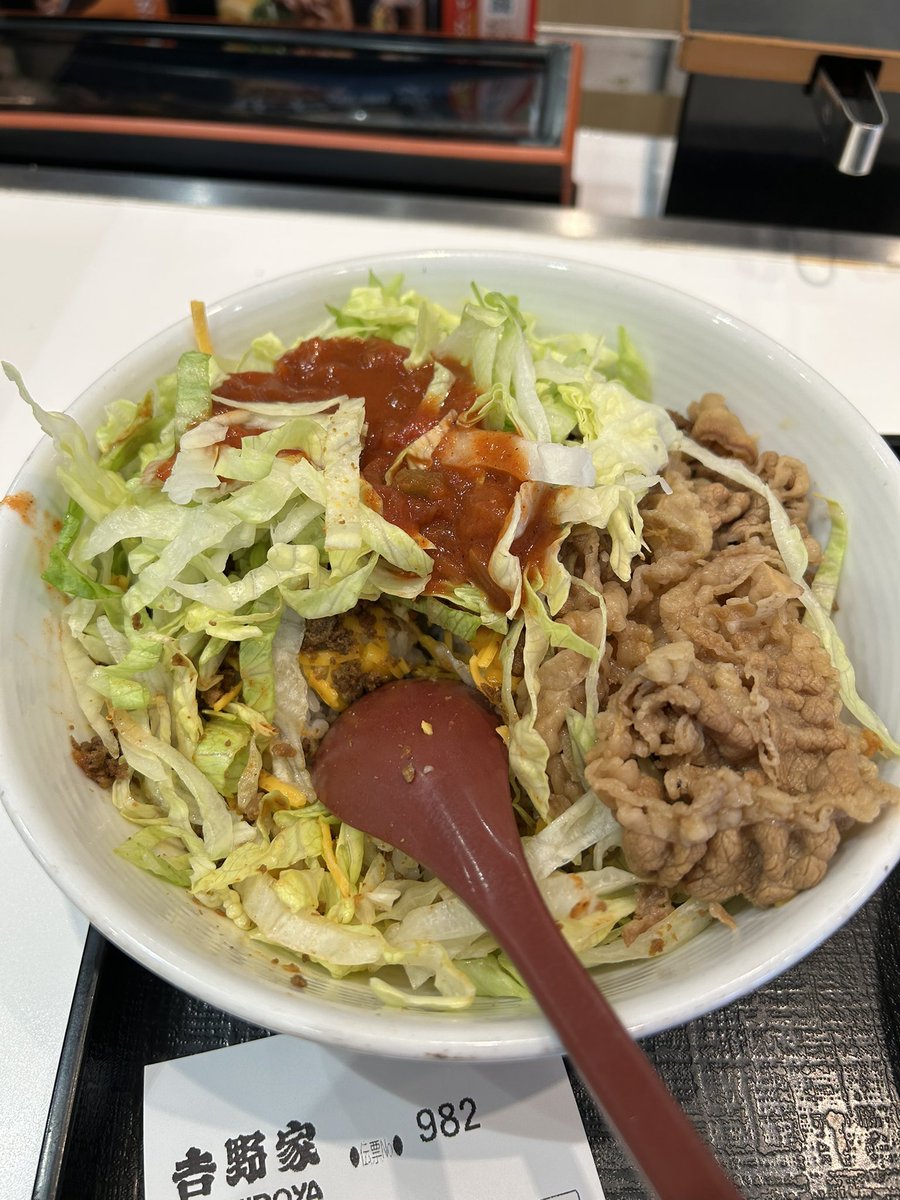 Junjiro_Y's tweet photo. 朝牛。。 https://t.co/9ysadKel9M