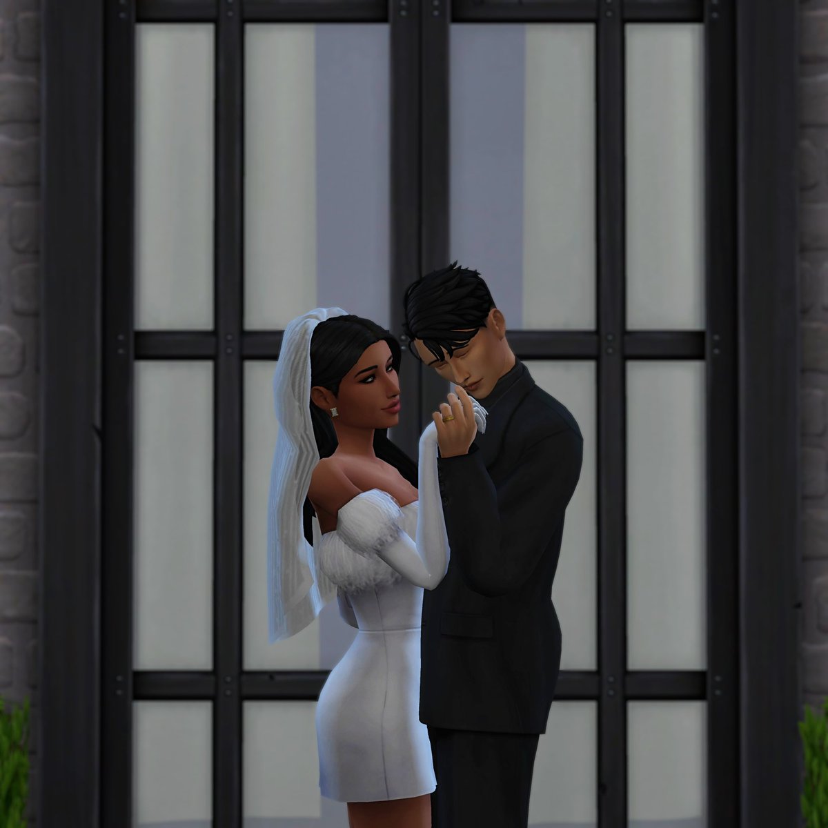 Started playing again (it’s been forever) and my girl just became Mrs. Ito 🤧

who was gonna tell me how fine Kiyoshi is when he ages up ??

#TheSims4