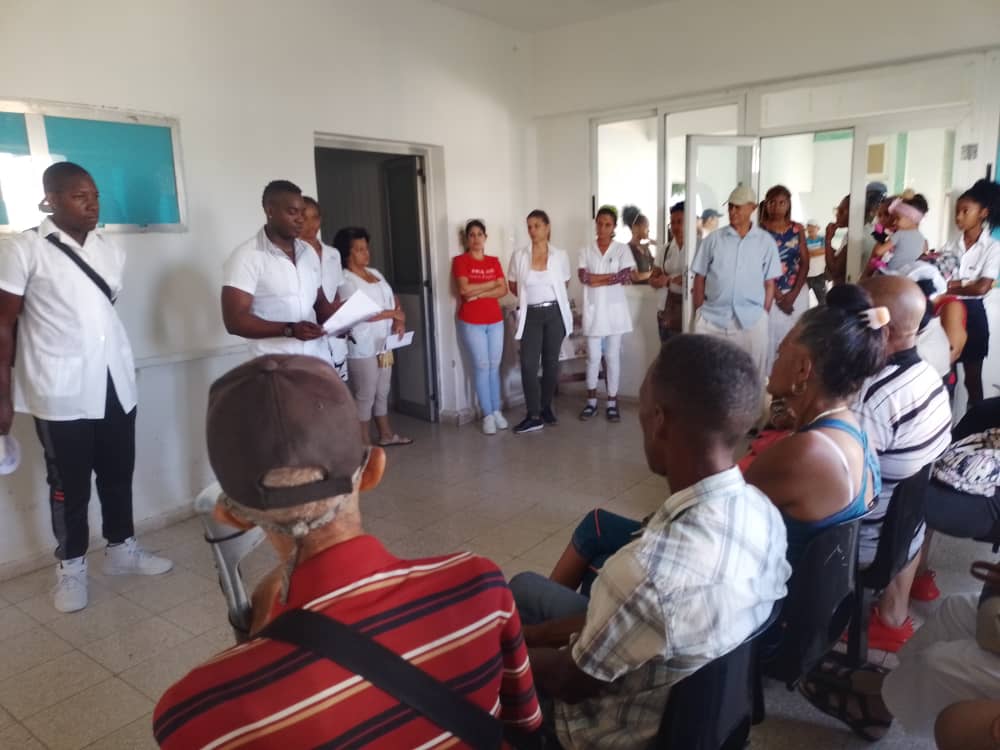 ProactivoDoctor's tweet photo. Con la realización del Matutino y Acciones de Promoción de Salud, nuestra Área se prepara para enfrentar las contingencias epidemiológicas y la morbilidad del PAMI. En nuestro actuar, todo aporte cuenta. 
@DelgadoEchez 
@direccion_cuba 
@KeniliaC 
@DPS_Santiago 
@yanetsalud https://t.co/e4UnaAXnNB