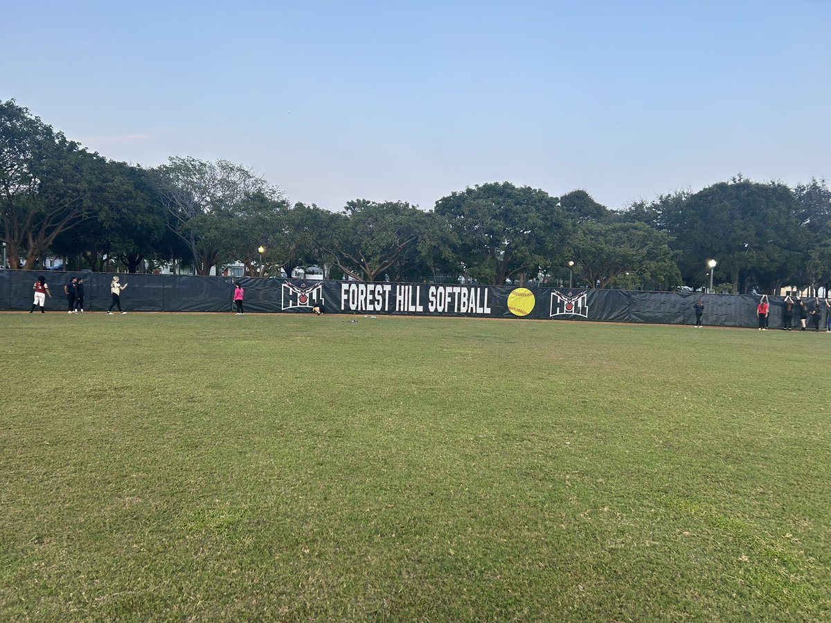 Putting up our first ever softball windscreen.  So excited for the girls.  <a href="/MichaelAronson2/">Michael Aronson</a> <a href="/fhhssoftballFL/">foresthillsoftball</a> <a href="/thefalcongrind/">Falcons Athletics</a> <a href="/kgwhetsell/">KW</a> <a href="/pbcsd/">The School District of Palm Beach County</a>