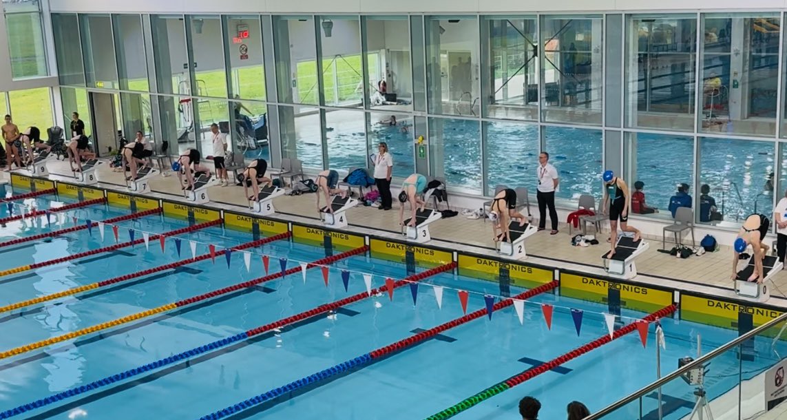 Great seeing so many swimmers inspired coming thru <a href="/cliftonhigh1877/">Clifton High School</a> ‘s elite swim programme with <a href="/BHSCswimming/">Bristol Henleaze Swimming Club</a>  &amp; <a href="/Bristol_Sport/">Bristol Sport</a> .  👏👏 three from CHS flying the flag in the women’s 50m A final <a href="/GlosCountyASA/">GlosCountyASA</a> 🤩