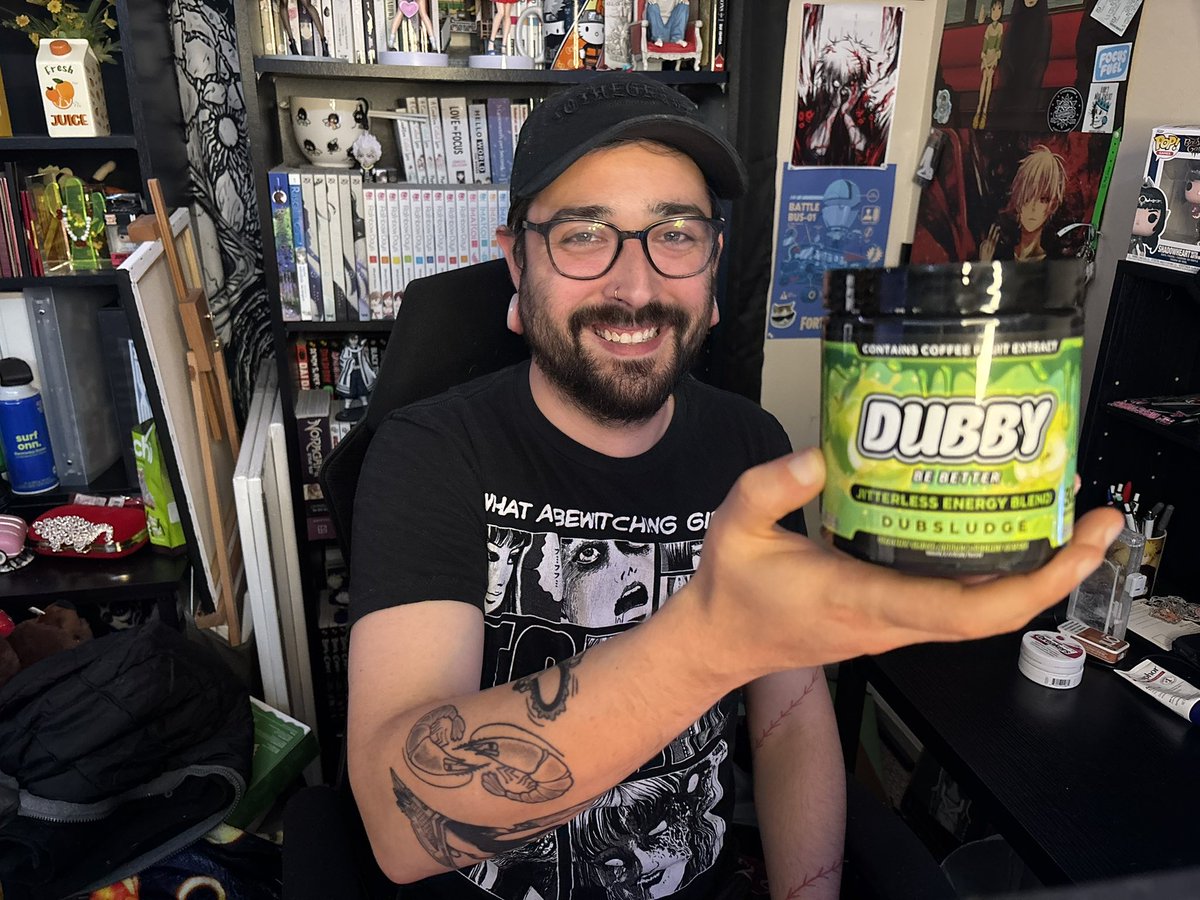 SummonerMak's tweet photo. I got my first order of many today of @DubbyEnergy so I took a couple of pictures. I’m super excited and happy to be partnered with them! https://t.co/ofp7pVLn9u