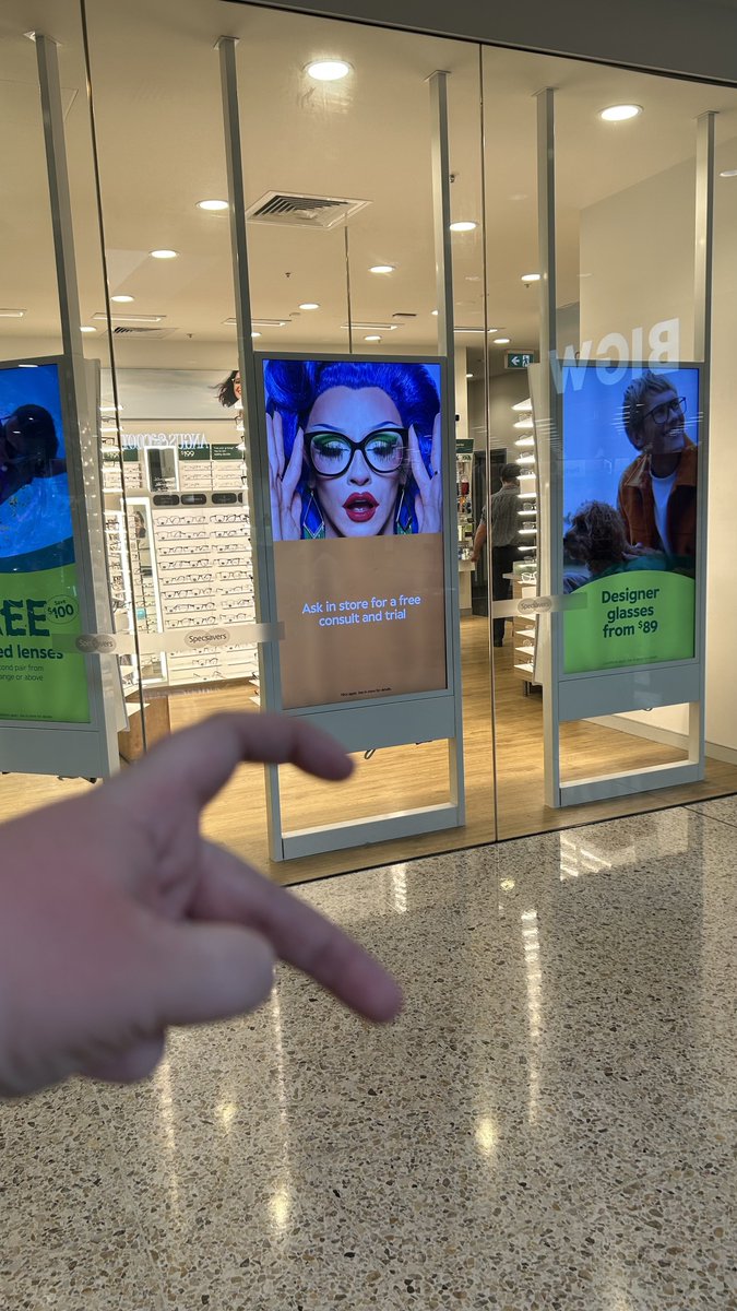 wildonechar's tweet photo. walked to this end of the shopping centre to take the pic of the ad 🥹 https://t.co/671Jl30vEl