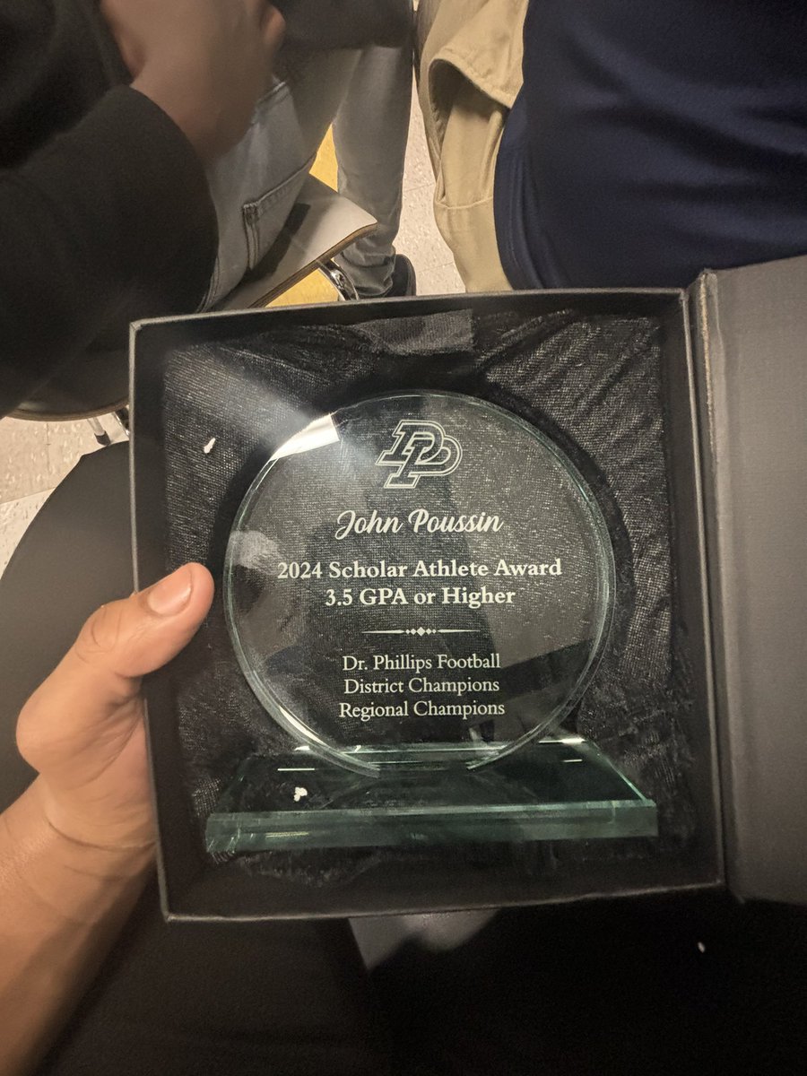 John Walker Poussin tweet media