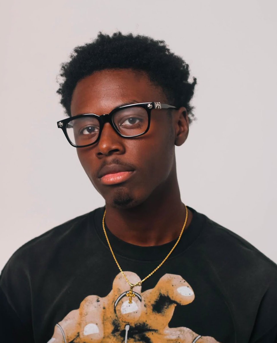 📸: alex hibbert (2024)

~ the graduates ~