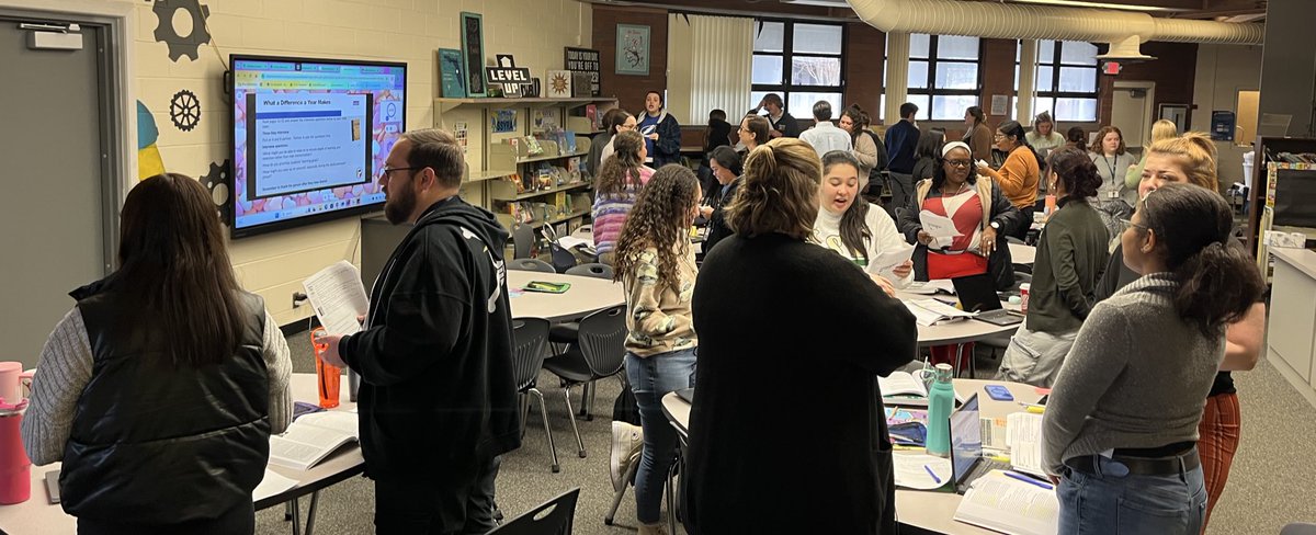 Teachers collaborated to creatively summarize effective ways to teach procedures at last month’s “New Teacher” meeting. It’s always a fun morning with this crew!