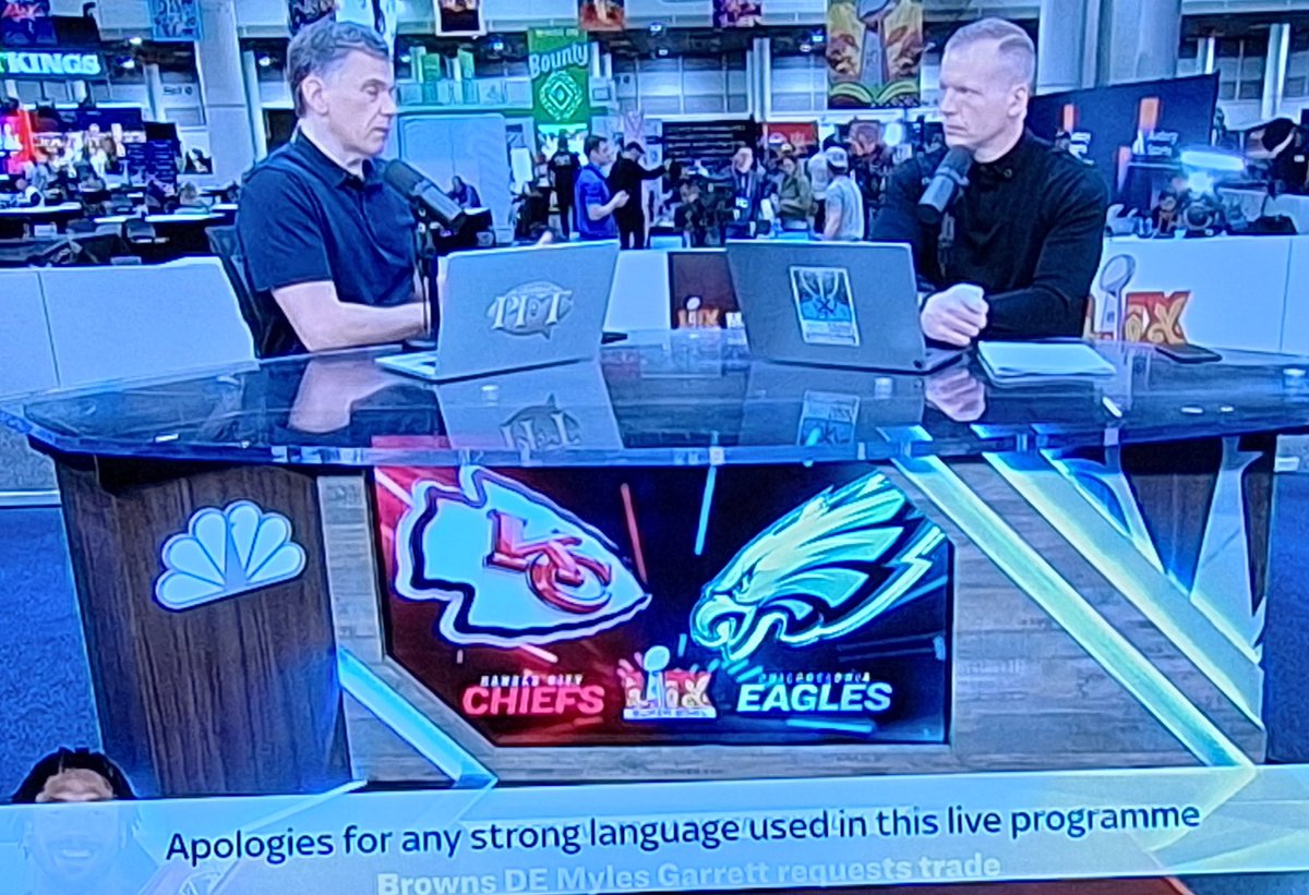 andysutcliffe13's tweet photo. @ProFootballTalk , it's going to be a long week , you have already upset the UK. I love it! https://t.co/wfLA5vDsqj