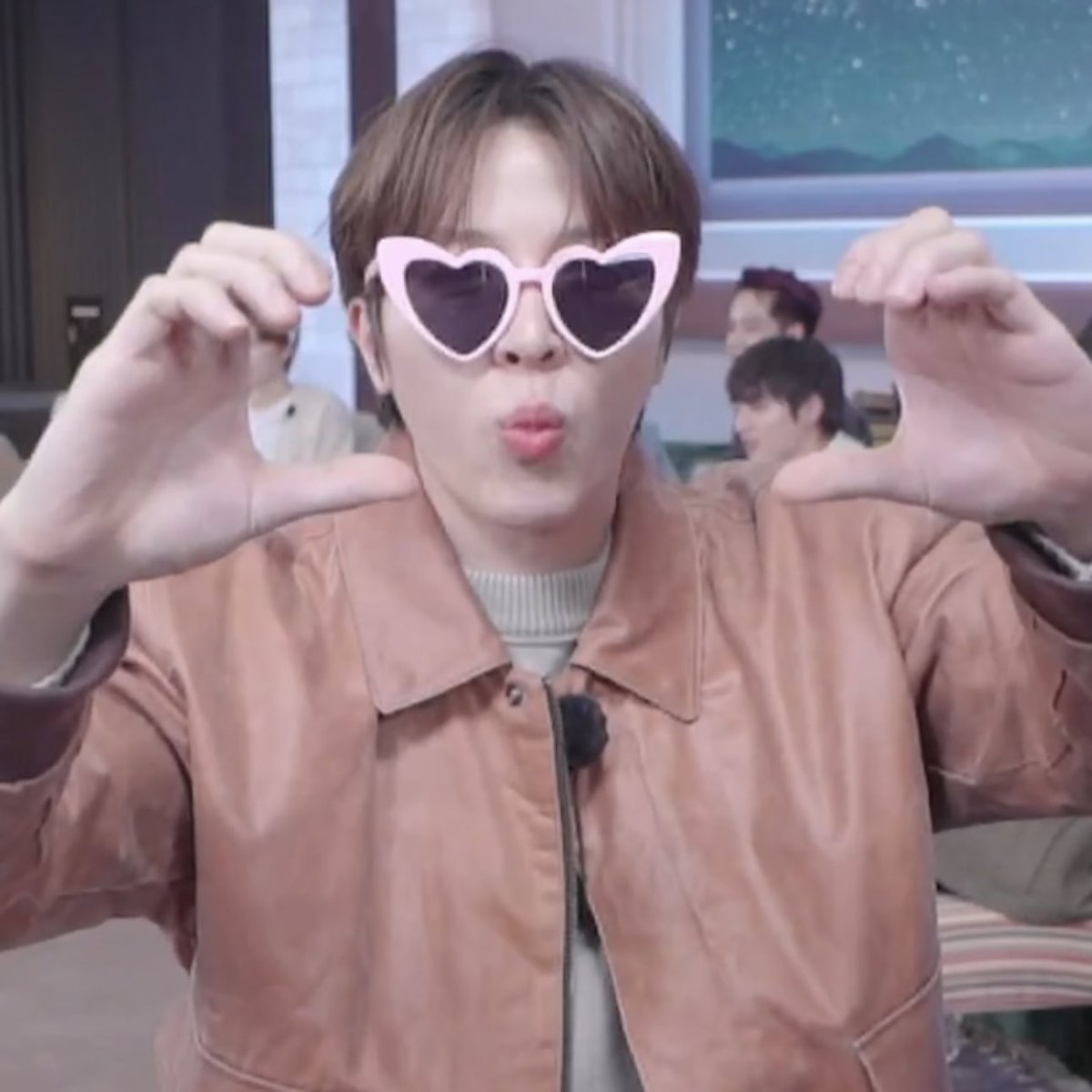 _kryptonKD's tweet photo. เป้วซ่าที่สุดละมีใครให้มากกว่านี้อีก555555555 https://t.co/7x11ypdqg8