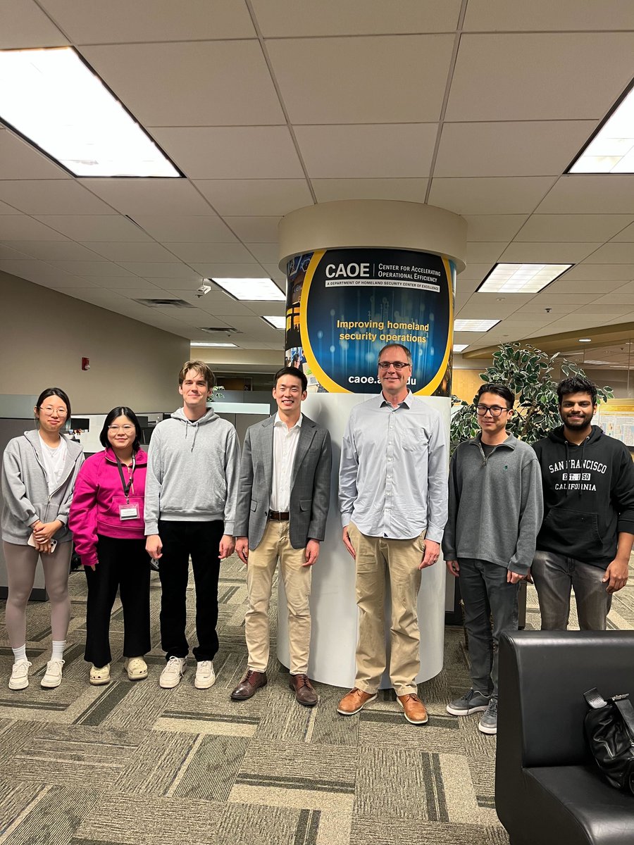 CAOE_ASU's tweet photo. Please join us in congratulating our very own Arlen Fan for completing his Ph.D. and dissertation! 🎉👏🎊

It has been a pleasure to watch all the amazing work completed in the VADAR lab over the last few years.🌟We wish you the best!🌟

#VADARlab #ASU #SunDevils #CAOE #SCAI https://t.co/4fxGVDOkYo