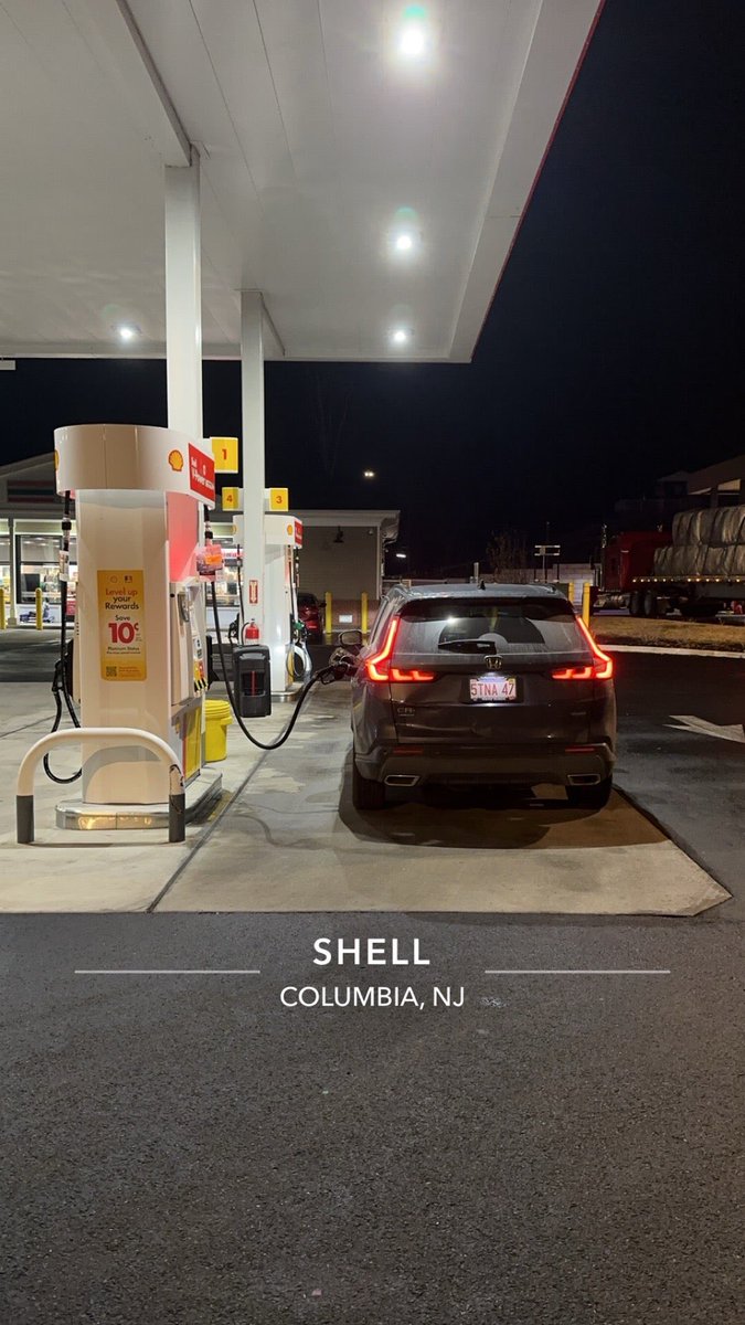 batacakir's tweet photo. I'm at Shell in Columbia, NJ https://t.co/uEbpyOc7Go https://t.co/zFZyGtWwN6