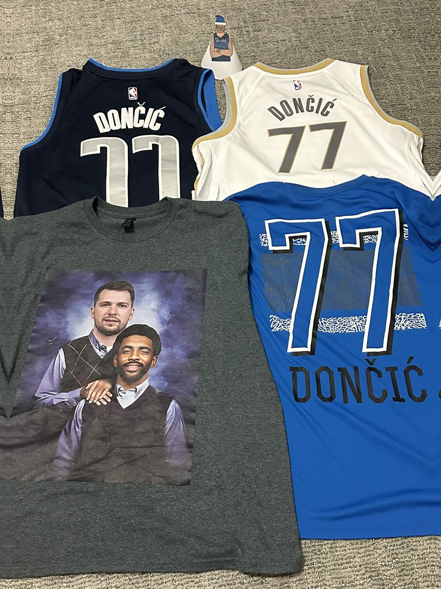 Idk what I’m supposed to do. I literally had a Luka Christmas tree topper…

@luka7doncic please drop 50 on us this year and then point to Nico Harrison when you hit the game winning shot