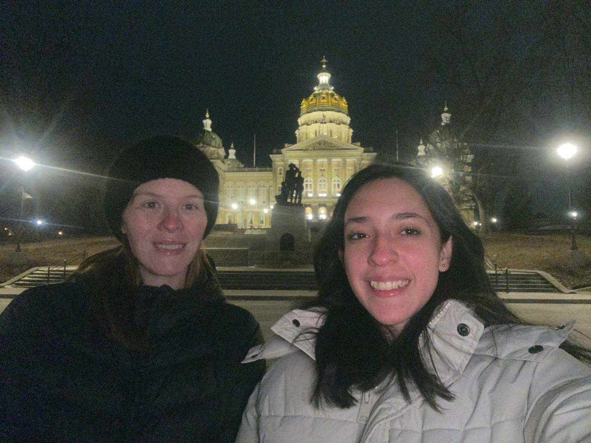 CopanOficial's tweet image. 3/4 It was bittersweet: heartfelt goodbyes in Ankeny, followed by a moving welcome back in Mexico City. These experiences create lifelong memories. 💔❤️ #CopánProud #ExchangeExperience
@Ankeny_HS @ankeny_jaguars