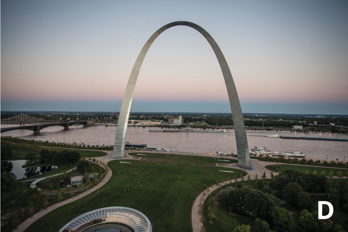 Gateway Arch tweet media